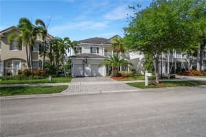 1419 Sw 21st Ct Fort Lauderdale, FL 33315 - MLS#A11982820