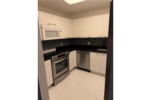 7925 86th St , Miami, FL 33143 - MLS#A11982827