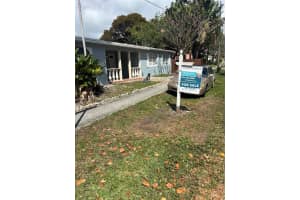 729 NE 2nd Ct, Hallandale Beach, FL 33009, - MLS#A11982839