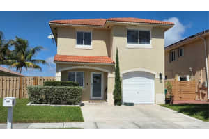 8957 Sw 214th St, Cutler Bay