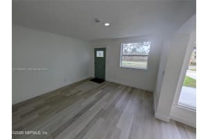 1454 Ribault Scenic Dr Jacksonville, FL 32208 - MLS#A11982849