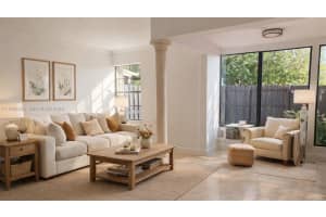 10242 Nw 5th Ter 1-19 Miami, FL 33172 - MLS#A11982858