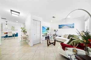 1040 Sw 66th Ave Pembroke Pines, FL 33023 - MLS#A11982862