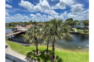 9640 Nw 2nd St 5-305, Pembroke Pines
