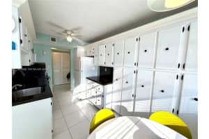 1833 S Ocean Dr 1202 Hallandale Beach, FL 33009 - MLS#A11982888