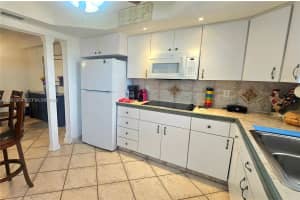 180 Ne 12th Ave 10e Hallandale Beach, FL 33009 - MLS#A11982904