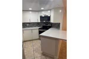 MLS# A11982925, Doral, Florida 33166