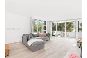 10210 Collins Ave 202 Bal Harbour, FL 33154 - MLS#A11982956