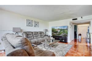 11524 Terra Bella Blvd Plantation, FL 33325 - MLS#A11982971