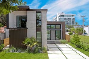 630 Ne 82nd Ter Miami, FL 33138 - MLS#A11983003