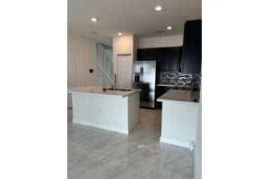 3337 W 105th Ter Hialeah, FL 33018 - MLS#A11983020