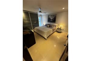 201 178th Dr , Sunny Isles Beach, FL 33160 - MLS#A11983038