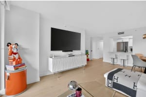 99 Se Mizner Blvd 824 Boca Raton, FL 33432 - MLS#A11983060