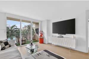 99 Se Mizner Blvd 824 Boca Raton, FL 33432 - MLS#A11983060