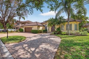 1083 SW 156th Terrace, Pembroke Pines, FL 33027, - MLS#A11983096