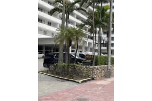 5555 Collins Ave APT 17A, Miami Beach, FL 33140, - MLS#A11983101