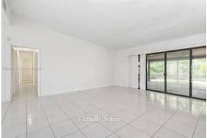 550 Ne 173rd St North Miami Beach, FL 33162 - MLS#A11983113