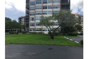 1100 St Charles Pl APT 215, Pembroke Pines, FL 33026, - MLS#A11983115