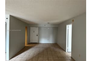 1100 St Charles Pl APT 215, Pembroke Pines, FL 33026, - MLS#A11983115