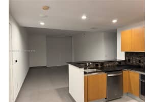 1060 Brickell Ave 1707 Miami, FL 33131 - MLS#A11983143