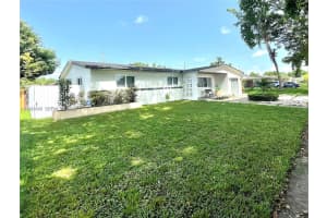 210 Sw 65th Way Pembroke Pines, FL 33023 - MLS#A11983166