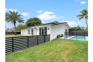 301 88th St, Surfside