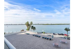 10350 W Bay Harbor Dr 4v Bay Harbor Islands, FL 33154 - MLS#A11983190