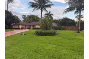 5940 Piney Ct Green Acres, FL 33463 - MLS#A11983201