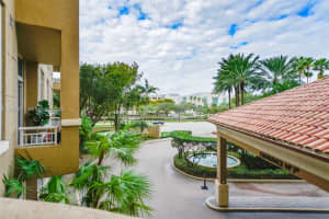 19501 W Country Club Dr APT 211, Aventura, FL 33180, - MLS#A11983211