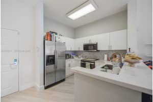 19501 W Country Club Dr APT 211, Aventura, FL 33180, - MLS#A11983211