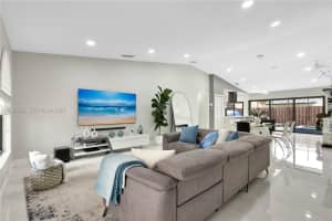 14563 Sw 172nd Ln Miami, FL 33177 - MLS#A11983222