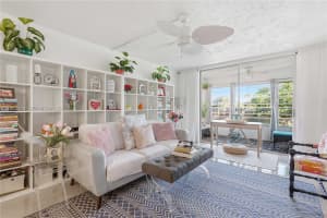 7100 Nw 17th St 210 Plantation, FL 33313 - MLS#A11983229