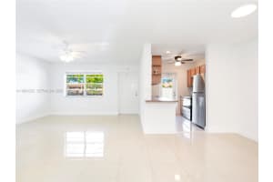 8704 Nw 35th St 206 Coral Springs, FL 33065 - MLS#A11983232