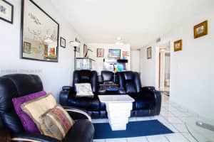 1530 SW 2nd St APT 405, Miami, FL 33135, - MLS#A11983249