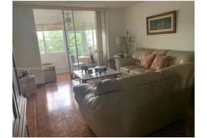 8305 Sunrise Lakes Blvd 103 Sunrise, FL 33322 - MLS#A11983253