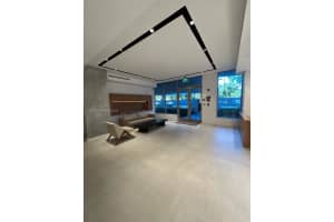 13800 Highland Dr 402 North Miami Beach, FL 33181 - MLS#A11983255