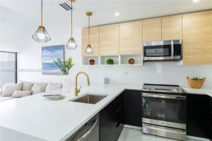 21204 Harbor Way 12212, Aventura, Fl 33180, Aventura