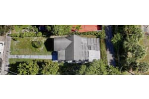 246 Nw 39th St Miami, FL 33127 - MLS#A11983275