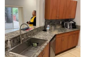 2927 Sw 18th Ter Fort Lauderdale, FL 33315 - MLS#A11983284