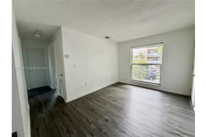 1305 NW 4th St #3, Miami, FL 33125, - MLS#A11983288