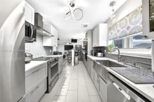 2150 SW 37th Ave, Fort Lauderdale, FL 33312, - MLS#A11983289
