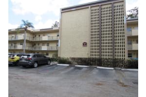 100 Ashbury Rd 102 Hollywood, FL 33024 - MLS#A11983290
