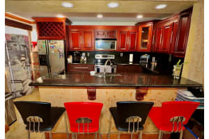 9751 Nw 48th Ter 328 Doral, FL 33178 - MLS#A11983291