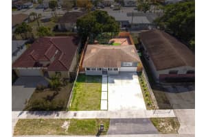 2760 Nw 13th Ct Fort Lauderdale, FL 33311 - MLS#A11983324