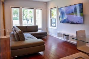 1009 Tequesta Fort Lauderdale, FL 33311-6261 - MLS#A11983328