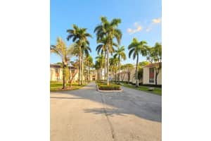 20130 NE 3rd Ct APT 6, Miami, FL 33179, - MLS#A11983350
