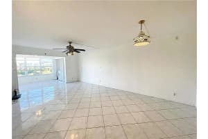 9370 Sw 8th St 423 Boca Raton, FL 33428 - MLS#A11983365