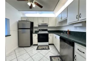 9370 Sw 8th St 423 Boca Raton, FL 33428 - MLS#A11983365