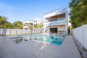 2613 Center Ave Fort Lauderdale, FL 33308 - MLS#A11983367