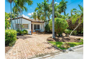 8927 Hawthorne Ave Surfside, FL 33154 - MLS#A11983383